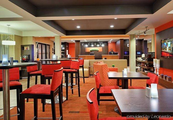 Courtyard Tallahassee North/I-10 Capital Circle Restaurant foto